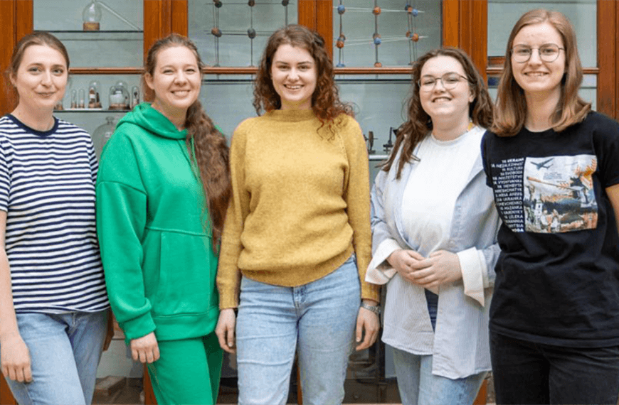 KNU students at the University of Edinburgh's School of Chemistry